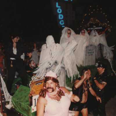 Float number 10 in the parade.