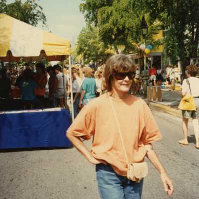 Unknown woman walking in the street.