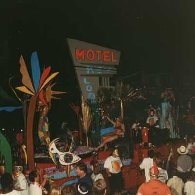 A float in the FF parade.