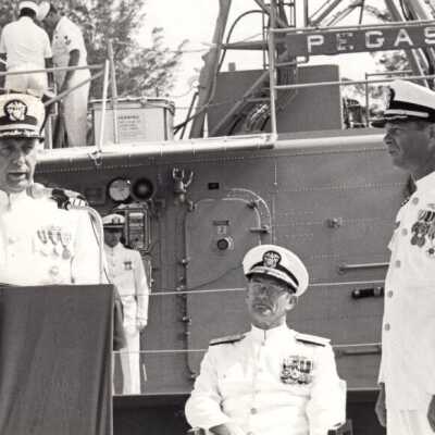 Captain Frank Horn, Rear Admiral Peter Conrad, and Commander L.M. Hardt: Copyright: © Key West Art & Historical Society; Origformat: Print-Photographic