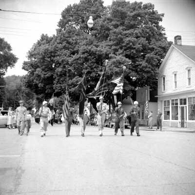 678 0/16	Saugatuck - Parade	1954	Memorial Day parade: Intersection of Center and Main in DOUGLAS,  Filename a67B.jpg 2.2MB