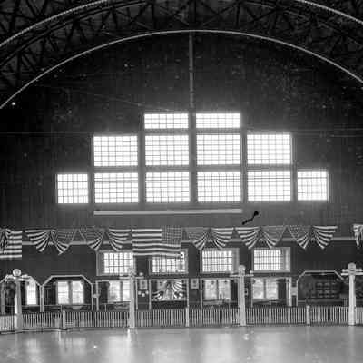 pa104 pavilion interior.jpg 3.4MB - RJ and Diane Peterson collection