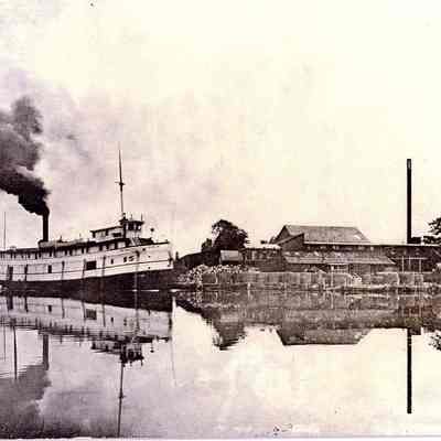 95-21-1A Steamer Chas. McVea at Basket Factory.jpg 13MB