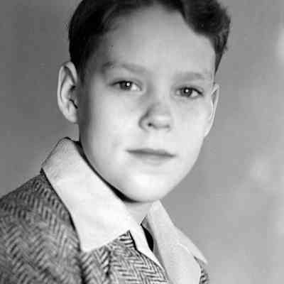 file641.jpg 425KB: 136 possibly Christopher Denison