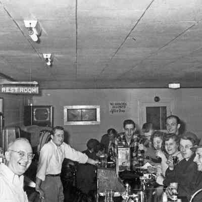 Douglas Tavern c1950