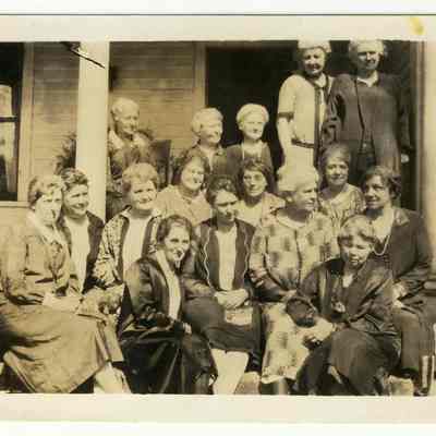 BB-KoffeeKlatch1929.jpg 166KB: Digital image from 2021.72