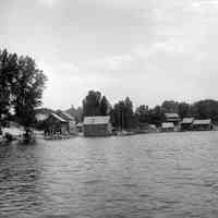          Deam19.jpg 897KB; Fishtown
   