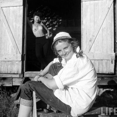 from "Saugatuck Art Colony Life 1949 Loomis Deam"