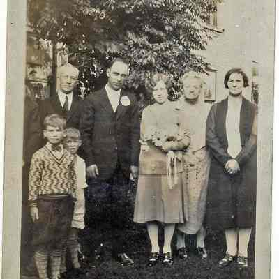 Ellyn Bryan Lucy Bryan Rosemont0001.JPG 763KB: Possibly the wedding of Lillian Bryan and Alex George Erickson.