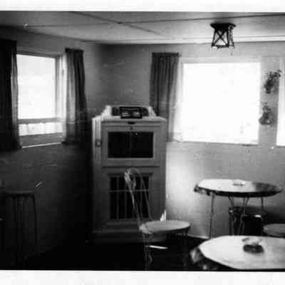 Inside_ferry_store_ca_1945.jpg 71KB