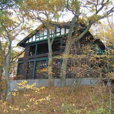 photo of the cottage from City of Saugatuck property tax records