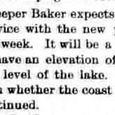cr1894051801NewPierLightInService.jpg: 1894 new pier light