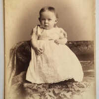 Baby Stoue or Baby Stone