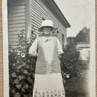          Grandma Veits Harriet (Hattie) Amanda Smalley Veits, Summer 1923
   