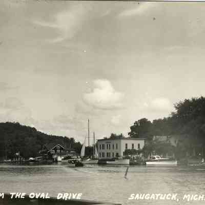 CWPC-0030FromOvalDrive.JPG 176KB: View from Perryman Street at Tourists Home