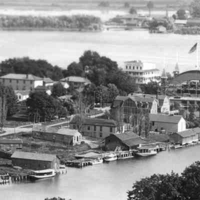 PavilionBuildingFromNo1909.jpg 727KB closeup from View from Mt. Baldhead photo
