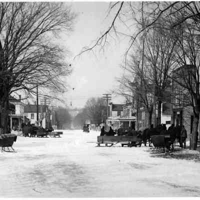 Sleighs on Butler St..jpg 1.6MB