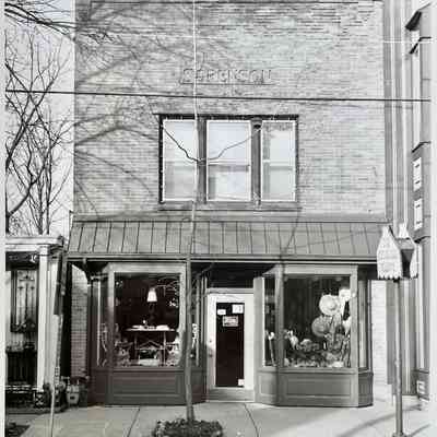 Sorenson building, Art Glass Alcove