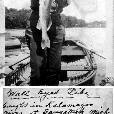 Digital file at 2021.72.02: 89-1-193_C_Ed_Rastall_with_pike.jpg