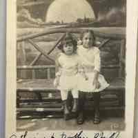 Catherine and Dorothy Pfaff 1914