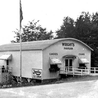 Wright's Pavilion postcard