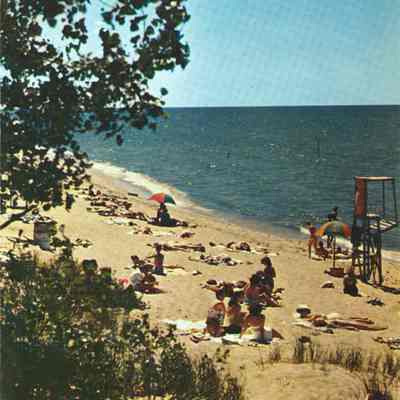 Oval Beach 95-71-2.jpg 1.2MB