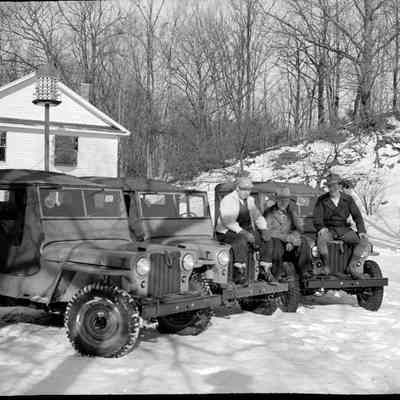 252BennettJeeps.jpg 393KB