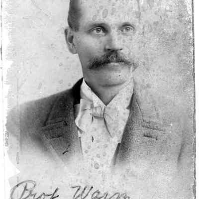 89-1-260_Prof._Warm.jpg 753KB: Professor Warm, Professor Warner 89-1-260_Prof._Warner.jpg 89-1-260