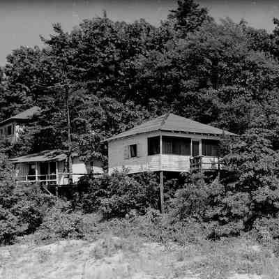 Beachview, Pinecrest, Sunset cottages.jpg 810KB