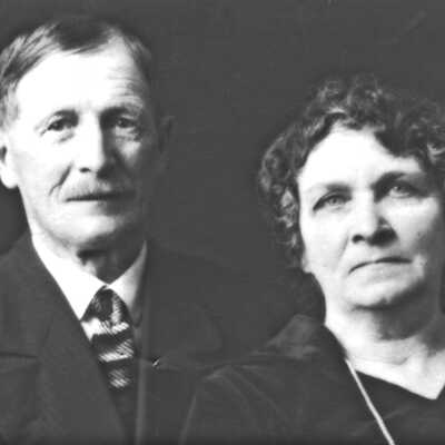 Captain William P. Wilson and his wife Elizabeth ca 1920: Capt & Mrs. W P Wilson