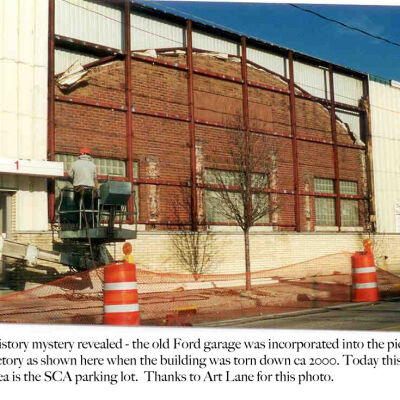 SaugatuckFordGarage.jpg 291KB: Digital file at 2021.72.02