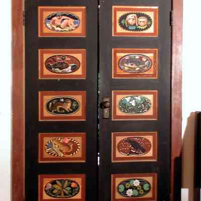 TDoors.jpg 602KB: Tallmadge Cottage