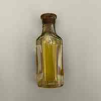          Peppermint oil bottle, Todd Farm picture number 1
   