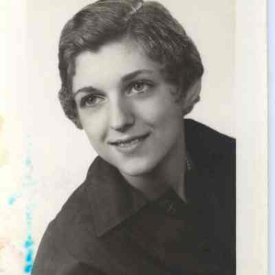 ArleneWeber.jpg 63KB: Arlene Weber