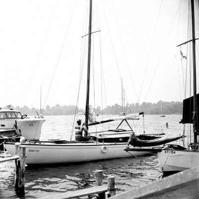 559 0/13	saugatuck - yachts	7/4/1949	Yachts, mostly docked