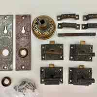         Door hardware picture number 1
   