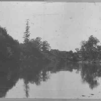 UnknownRiverScene.jpg 572KB