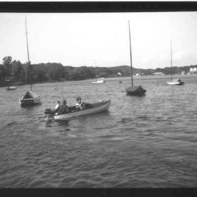 D0006.jpg 1.9MB: Digital-only image from same photo set, James Schmiechen collection