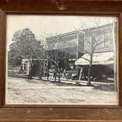 Center Street, Douglas Mich.