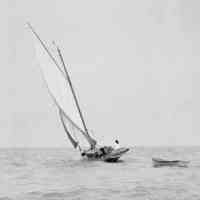          LadyEileenWDingy.jpg 18KB
   