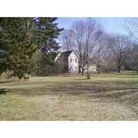          HouseBesidePool-1.jpg 24KB
   