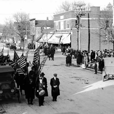 Civil war remember parade ca 1918: William T. Kimsey leading what is believed to be the 1918 Armistice Day parade of veterans on Butler Street.