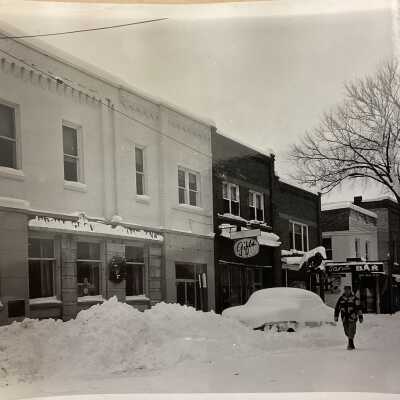 1962 Photo taken by Fr Verne Hohl - Fruit Growers State Bank, Gift Shop?, Sand Bar, London Shop, Allen Antiques