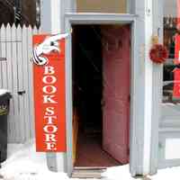          SINGAPORE BOOKSTORE.JPG 2.3MB
   