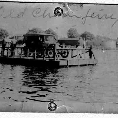 89-1-46C Old Chain Ferry.jpg 173KB