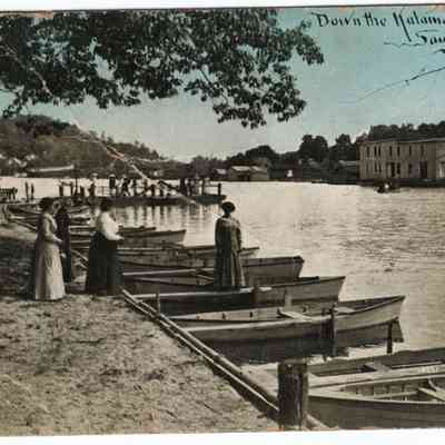 HH-KalamazooRiver.jpg 2.3MB: Down the Kalamazoo from Saugatuck, Mich. - 4679
