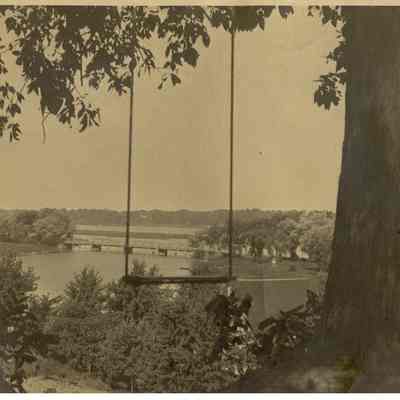 BridgeCa1930.jpg 1.3MB