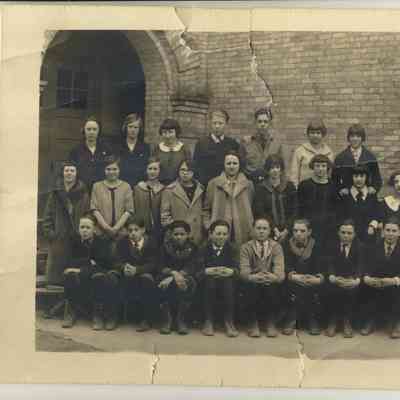 MWM-BettyStillsonTopLeft-SHSClass-Maybe.JPG 749KB