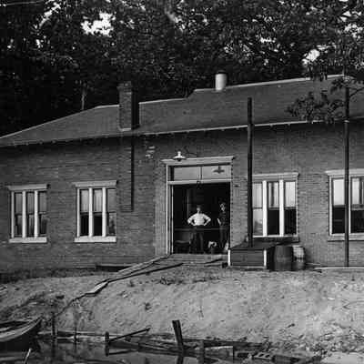 PumphouseCa1912.jpg 2.8MB