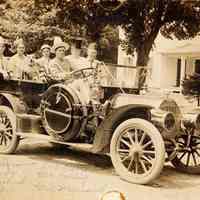          89-1-328_R_Herman_Group.jpg 1.1MB; back to front: Rosty Herman, Bud Kirby, Ruff the Dog, Bill Maynard, Bob Moore, George Kelly, George Maynard - see 2023.10.219 for companion photo
   